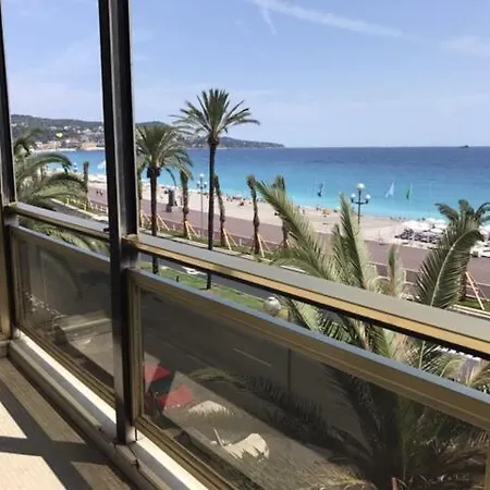 Tanagra Apartman