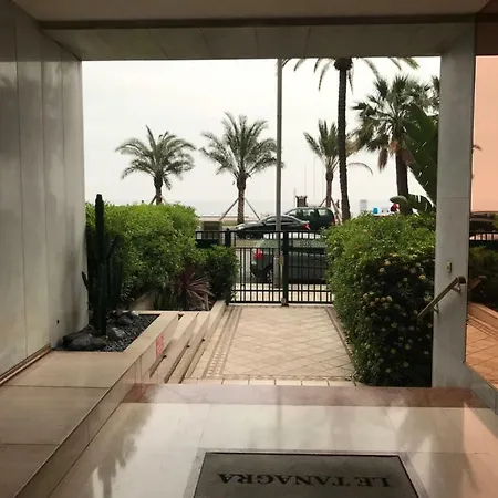 Tanagra Apartman *